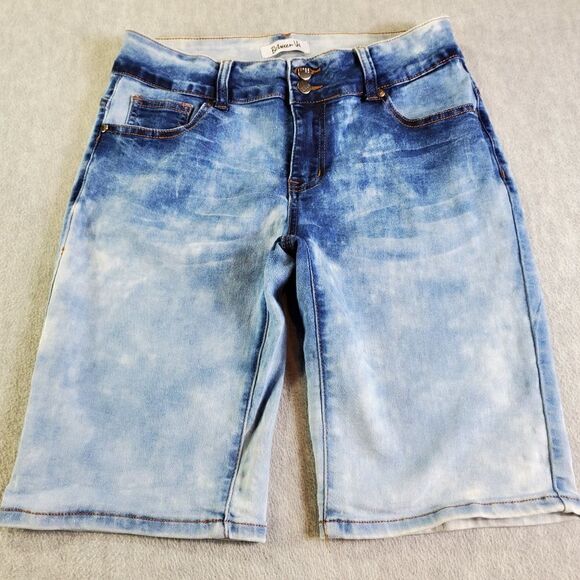 Between Us Shorts Womens 13 Blue Bermuda Light Wash Deniim - Picture 1 of 8